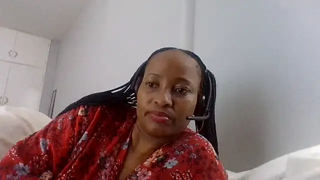 Snapshot of BabeAssXX chatting on 11/13/25, 12:37 BabeAssXX online show from 11/13/25, 12:37