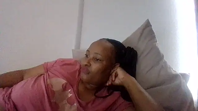 Snapshot of BabeAssXX chatting on 11/20/25, 01:22 BabeAssXX online show from 11/20/25, 01:22