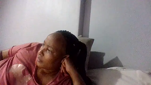 Snapshot of BabeAssXX chatting on 11/21/25, 04:38 BabeAssXX online show from 11/21/25, 04:38