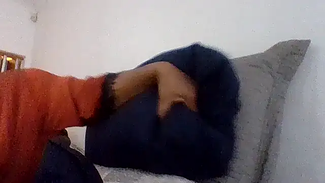 Snapshot of BabeAssXX chatting on 11/24/25, 04:45 BabeAssXX online show from 11/24/25, 04:45