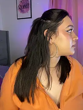 Snapshot of Ari_Martin chatting on 10/08/25, 04:10 Ari Martin online show from 10/08/25, 04:10