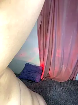 Snapshot of Ari_Martin chatting on 10/18/25, 04:26 Ari Martin online show from 10/18/25, 04:26