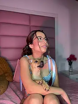 little-Emma online show from 01/11/25, 09:04