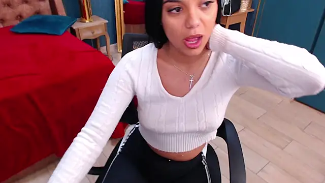 SerenaXMendez online show from 01/02/25, 07:55