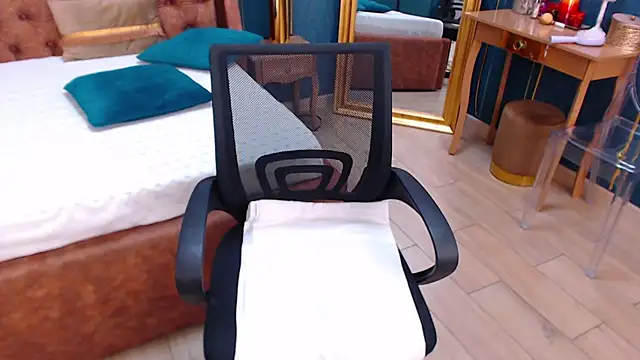 SerenaXMendez online show from 01/27/25, 11:54