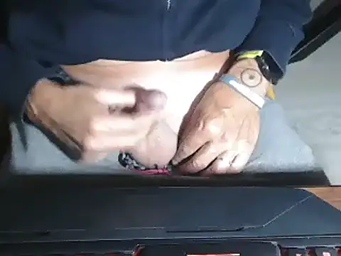 Adri gard online show from 09/26/25, 09:08