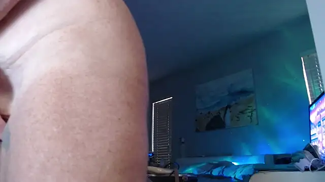 Snapshot of sweetnissapril chatting on 10/10/25, 05:45 sweetnissapril online show from 10/10/25, 05:45