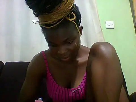 sexxyqueenn22 online show from 10/24/25, 08:38