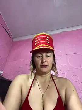 Snapshot of dirty_mistress_69 chatting on 12/23/24, 01:45 dirty mistress 69 online show from 12/23/24, 01:45