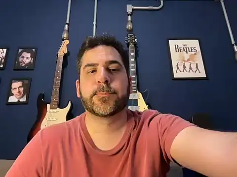 Snapshot of hotsafadinho chatting on 02/12/25, 03:29 hotsafadinho online show from 02/12/25, 03:29