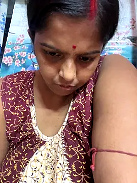 Snapshot of Beauty-queen chatting on 10/19/25, 10:38 Beauty-queen online show from 10/19/25, 10:38