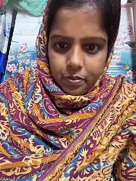 Beauty-queen online show from 11/11/25, 01:33