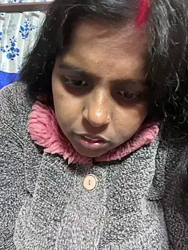 Snapshot of Beauty-queen chatting on 01/08/26, 11:01 Beauty-queen online show from 01/08/26, 11:01