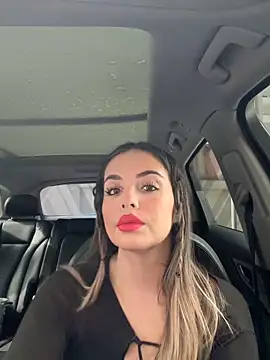 Alirawrz online show from 11/19/25, 01:44