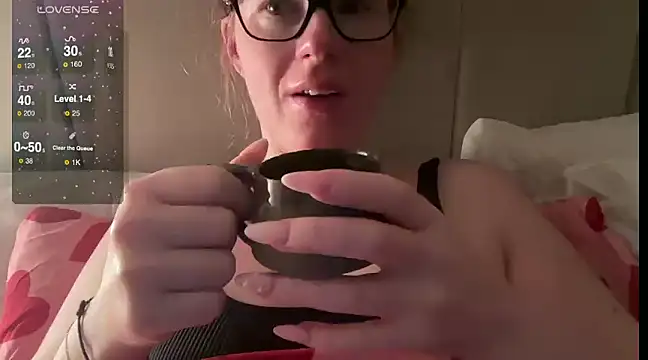 redheadrosie69 online show from 02/11/25, 06:30