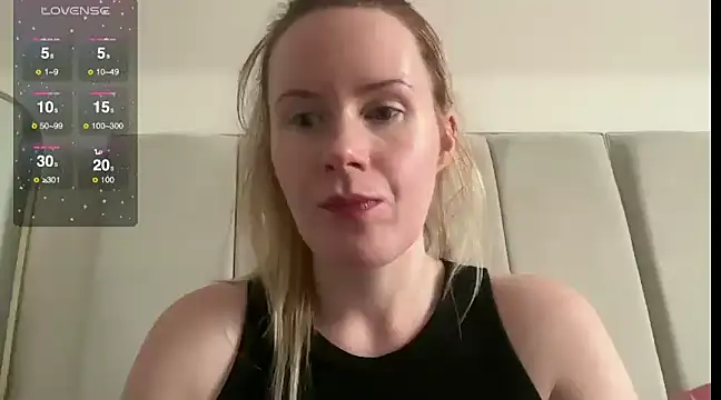 redheadrosie69 online show from 02/11/25, 01:20