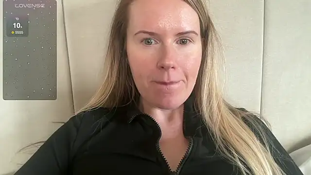 redheadrosie69 online show from 02/26/25, 10:36