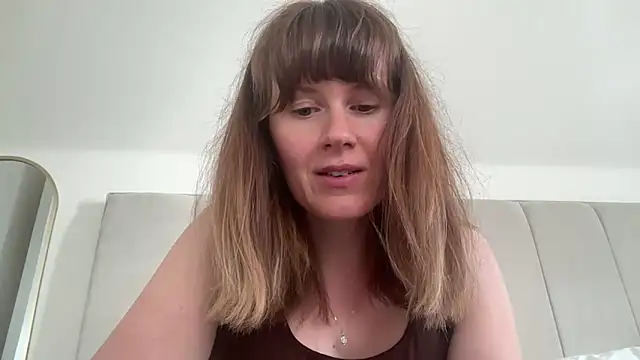 redheadrosie69 online show from 05/13/26, 09:17