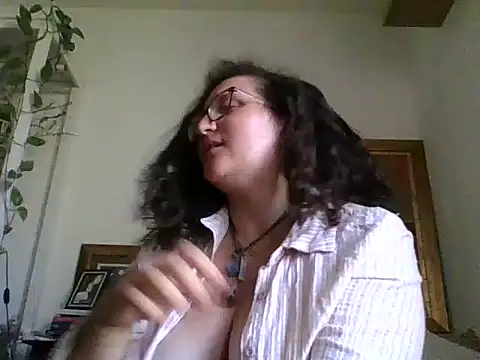 juicyrubies online show from 09/12/25, 11:32