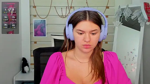Snapshot of Josephine_Kiss chatting on 12/24/24, 05:02 Josephine Kiss online show from 12/24/24, 05:02