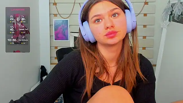 Snapshot of Josephine_Kiss chatting on 12/30/24, 05:55 Josephine Kiss online show from 12/30/24, 05:55