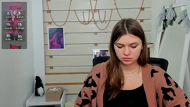 Snapshot of Josephine_Kiss chatting on 01/10/25, 02:13 Josephine Kiss online show from 01/10/25, 02:13