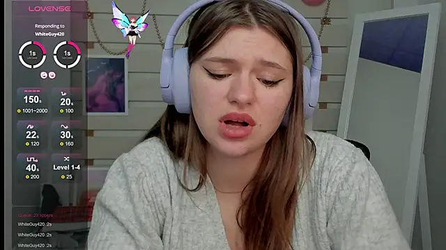 Snapshot of Josephine_Kiss chatting on 03/14/25, 04:19 Josephine Kiss online show from 03/14/25, 04:19