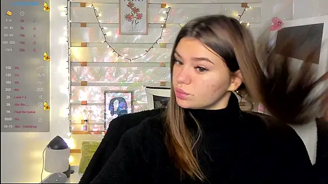 Snapshot of Josephine_Kiss chatting on 10/14/25, 07:53 Josephine Kiss online show from 10/14/25, 07:53