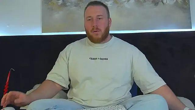 Snapshot of RoddyStill chatting on 03/08/25, 08:22 RoddyStill online show from 03/08/25, 08:22