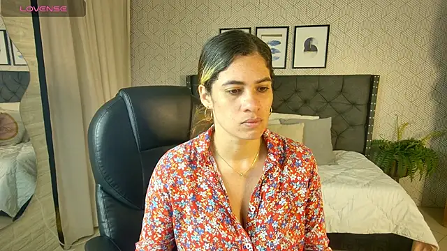 Snapshot of sussy__stone chatting on 01/06/25, 12:46 sussy stone online show from 01/06/25, 12:46