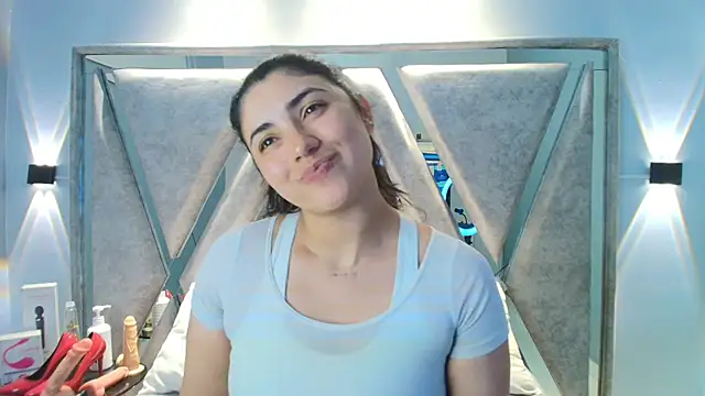 Snapshot of Danna_777_ chatting on 10/06/25, 09:01 Danna 777  online show from 10/06/25, 09:01