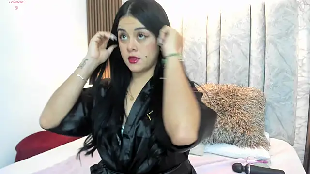 tifany  ross online show from 02/10/25, 02:41