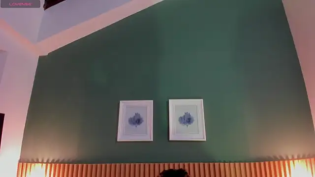  anavictoria  online show from 11/08/25, 01:00