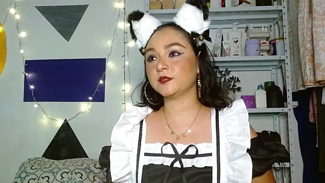 Snapshot of Kaory_32 chatting on 10/31/25, 05:08 Kaory 32 online show from 10/31/25, 05:08