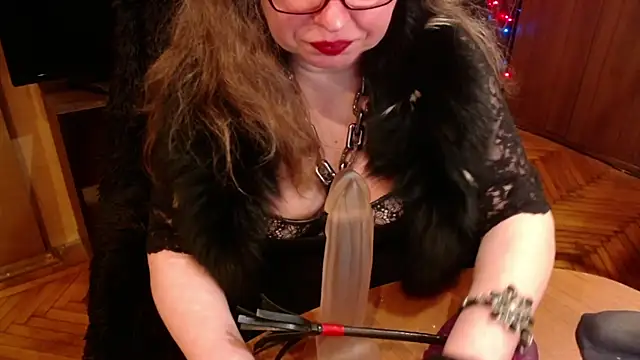 Miss Tress online show from 12/18/24, 12:43