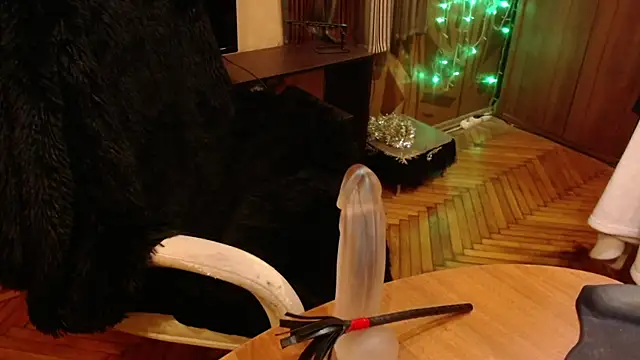 Miss Tress online show from 02/13/25, 02:45