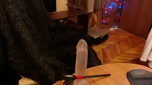 Miss Tress online show from 03/06/25, 11:31