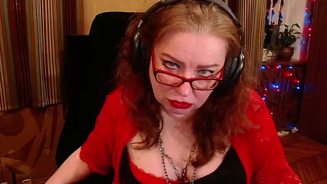 Miss Tress online show from 10/08/25, 11:46