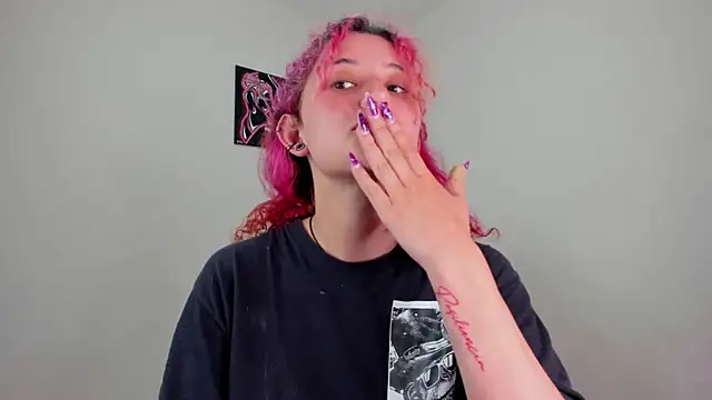 valent 27 online show from 11/16/25, 09:09