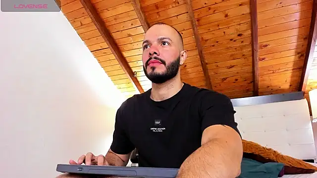 Tom Bailey online show from 09/17/25, 12:40