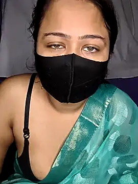 Snapshot of priya__angel chatting on 10/05/25, 03:05 priya  angel online show from 10/05/25, 03:05