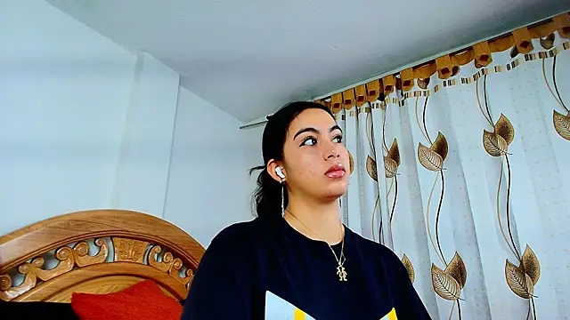 iris mandarine online show from 09/11/25, 10:04