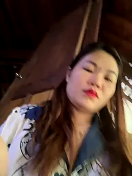 Snapshot of Emily_9xx chatting on 10/14/25, 02:23 Emily 9xx online show from 10/14/25, 02:23