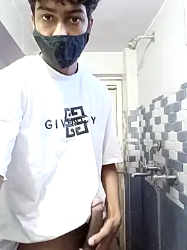 hotvarunrita online show from 11/03/25, 03:19