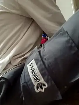 hotvarunrita online show from 12/14/25, 08:41