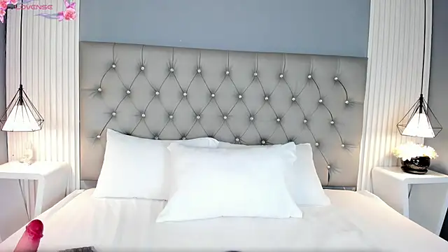 Snapshot of JessyEvans chatting on 09/27/25, 05:40 JessyEvans online show from 09/27/25, 05:40