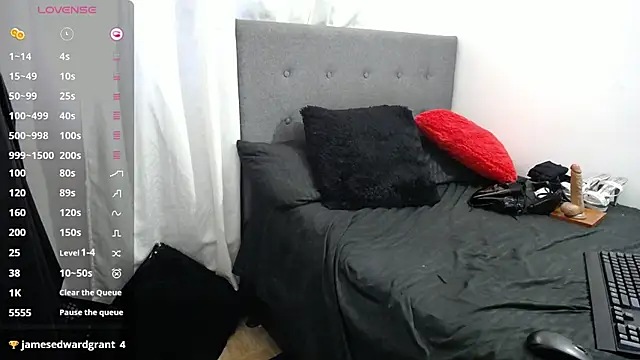 shayla 10 online show from 11/15/25, 12:23