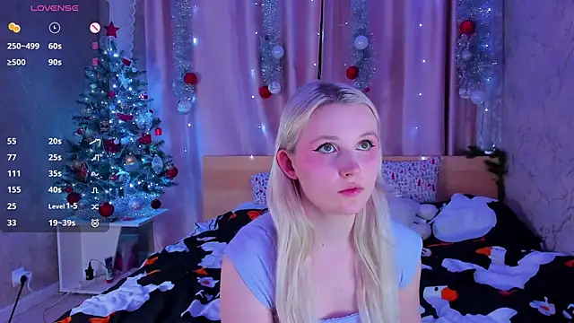 Snapshot of SweeteRose_Royce chatting on 02/06/25, 04:58 SweeteRose Royce online show from 02/06/25, 04:58