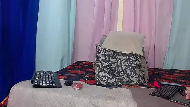 Karina Molina online show from 07/11/26, 06:43
