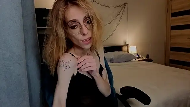 Snapshot of amber_quell_here chatting on 09/18/25, 03:14 amber quell here online show from 09/18/25, 03:14